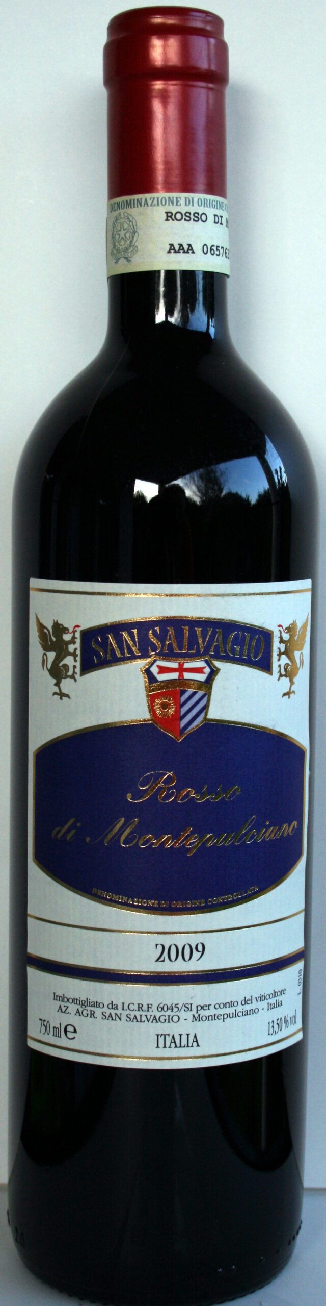 Rotweinflasche mit Rosso di Montepulciano